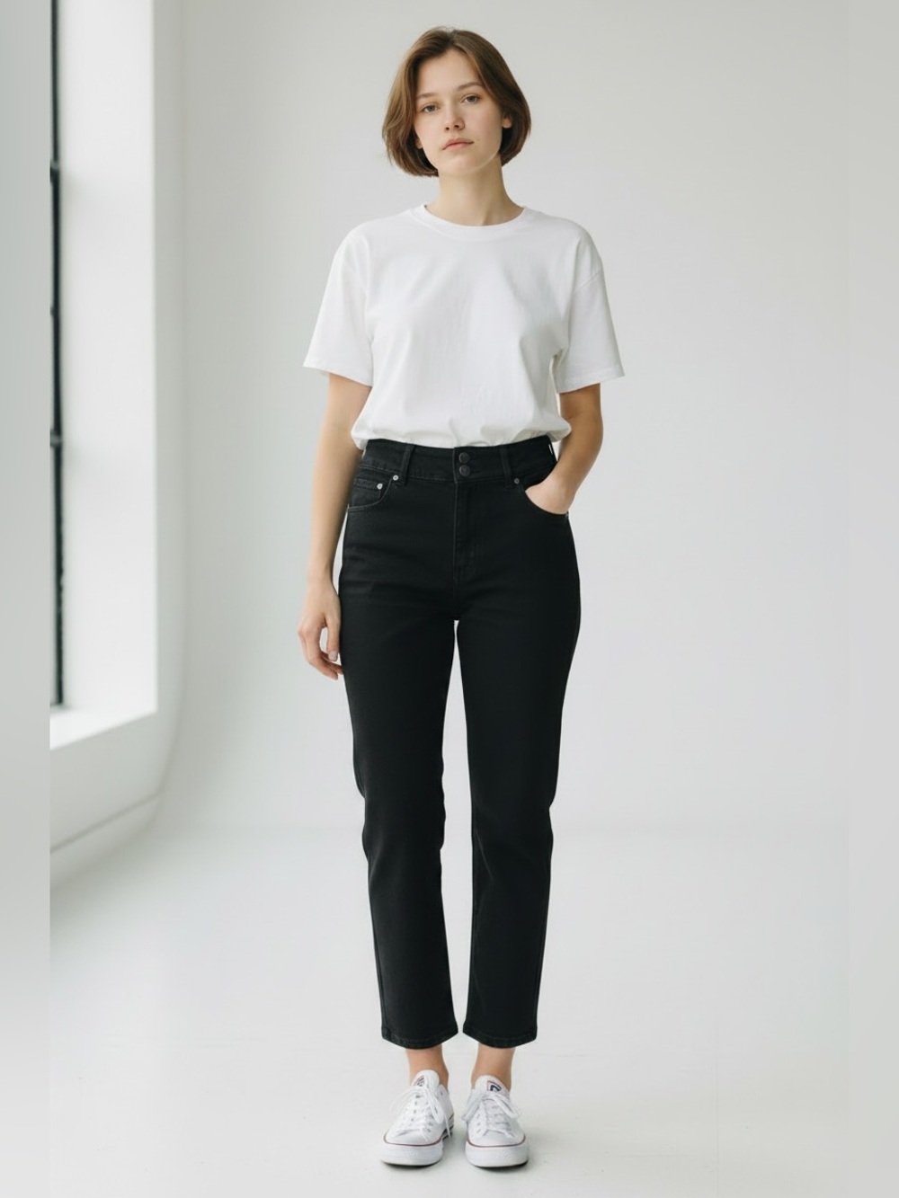 Tahari Black Cropped Flare Jeans with Triple-Button Waist 12/32